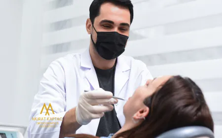 Dr. Murat Kaptaç şeffaf plak tedavisiyle gülüşleri dönüştürüyor