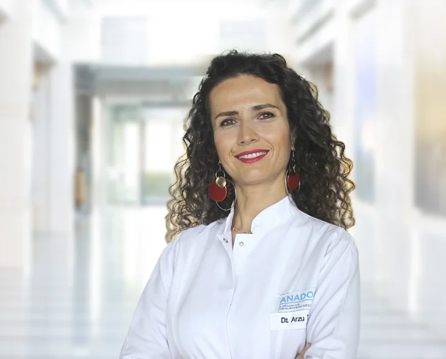 İmplant tedavisinde aynı gün yeni diş uygun hastalarda mümkün